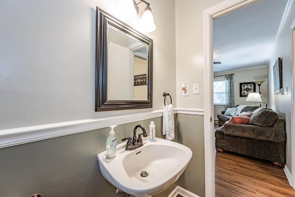 Kelly'S Comfortable Quinton Home エクステリア 写真