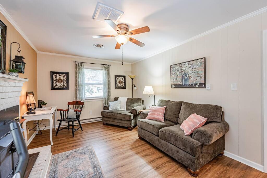 Kelly'S Comfortable Quinton Home エクステリア 写真