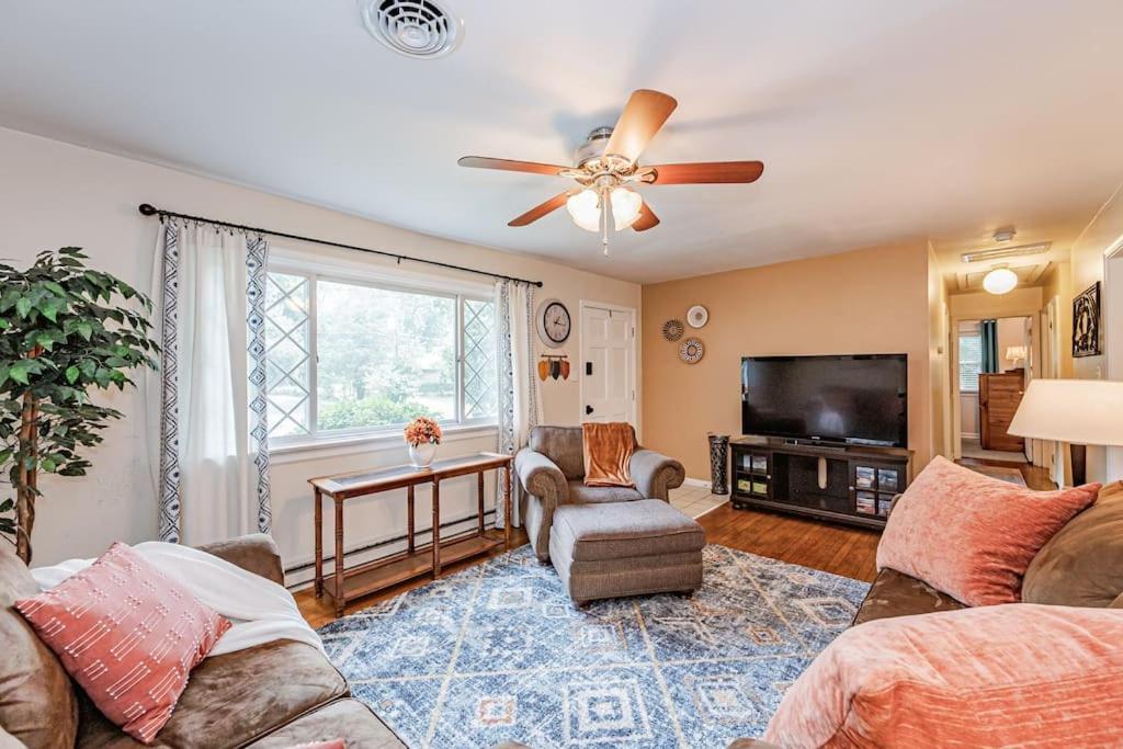 Kelly'S Comfortable Quinton Home エクステリア 写真