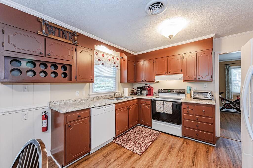 Kelly'S Comfortable Quinton Home エクステリア 写真
